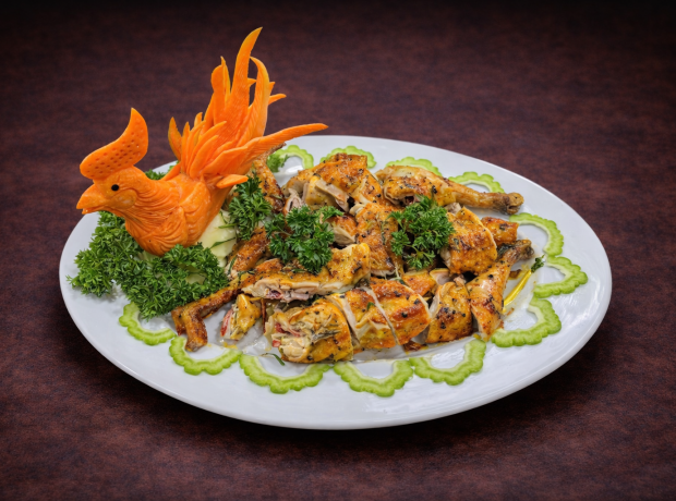 Gà nướng lá hương thảo