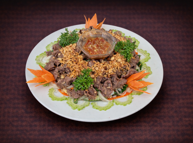 Gỏi bò cửu vị