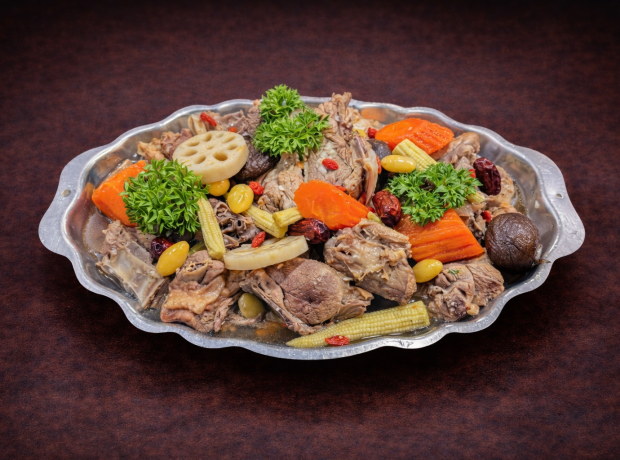 Vịt tiềm bát trân